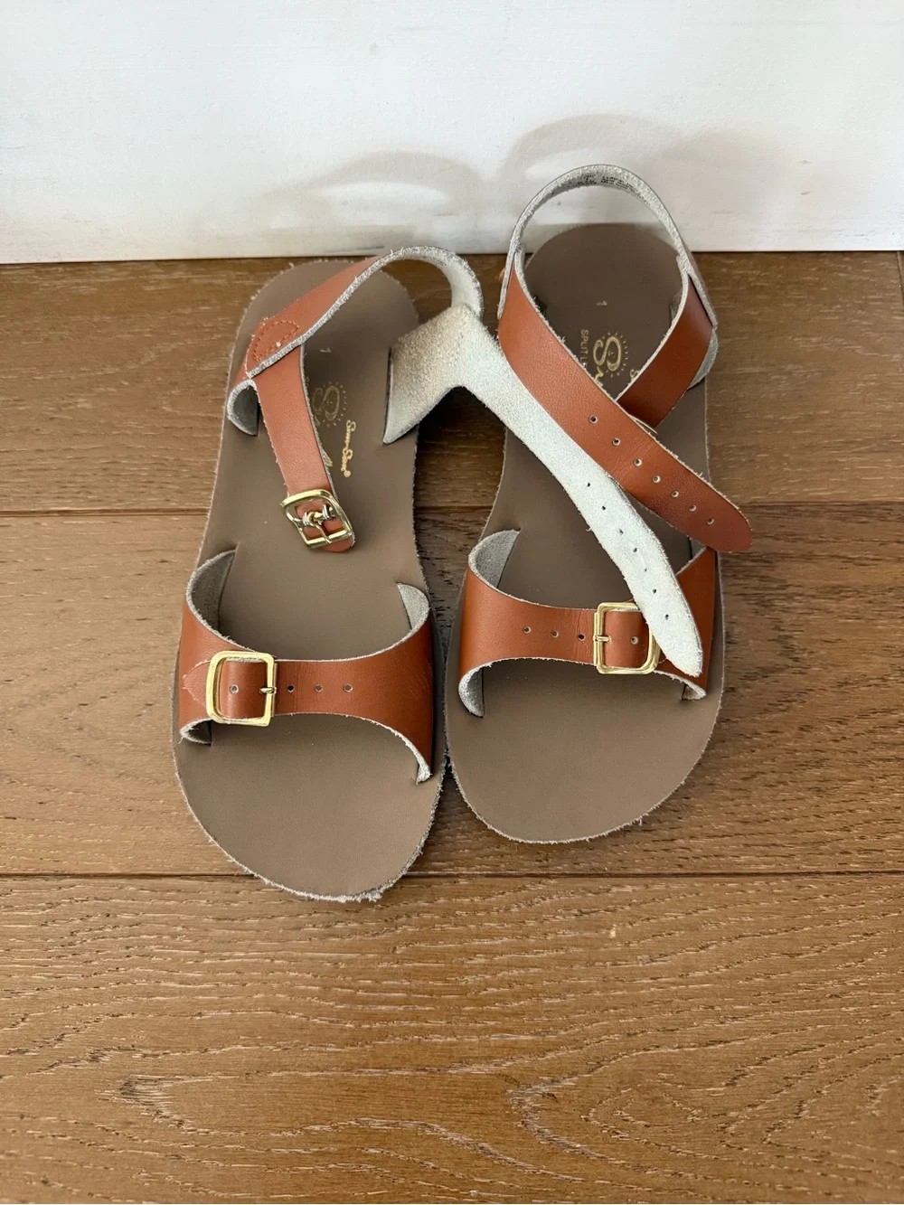 Salt Water Sandals by Hoy Tan Brown Leather Sun-San Surfer - Little Kid Youth